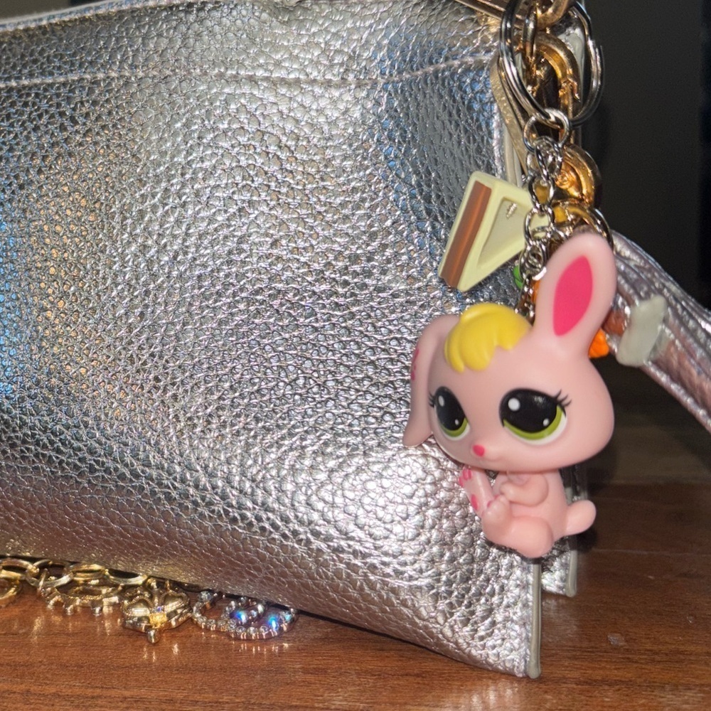 Littlest Pet Shop Bunny Keychain with Carrot & Cake Charms